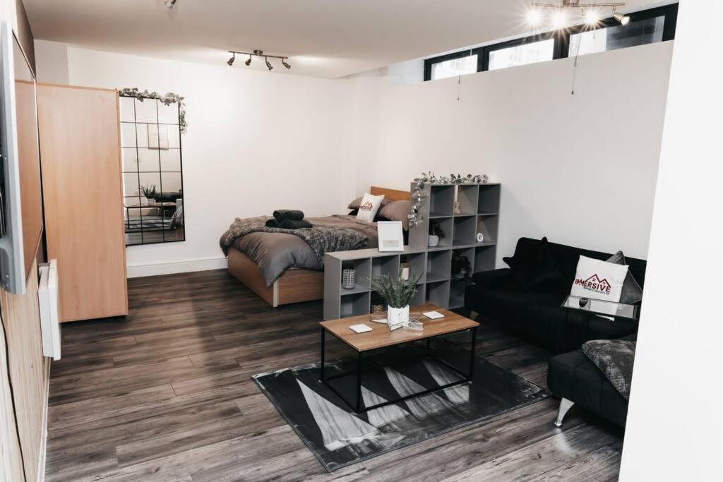 Stunning Modern Heart Of The City Apartment シェフィールド エクステリア 写真