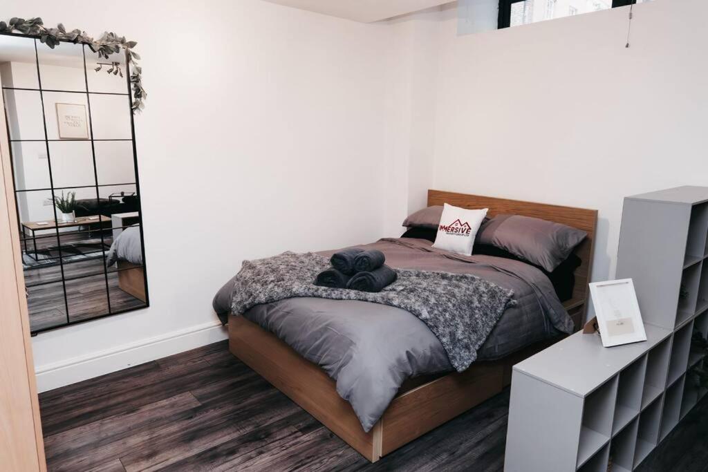 Stunning Modern Heart Of The City Apartment シェフィールド エクステリア 写真